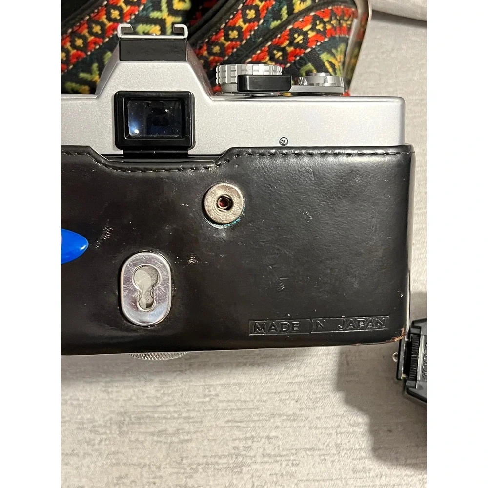 Minolta SRT 101 35mm Film Camera MC Rokkor-PF 58mm f1.4 Lens Flash Bundle